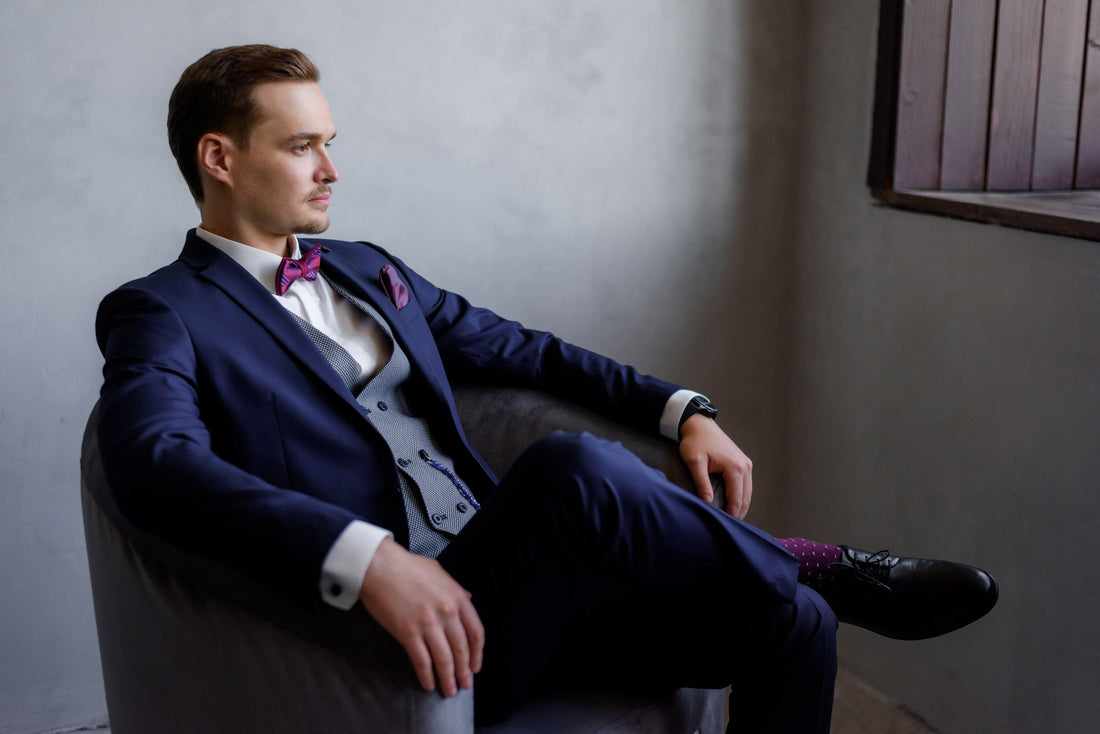 Best Shirt Colors to Pair with a Blue Suit: A Complete Style Guide